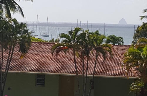 Sainte-Anne Apartment | nLarge Studio,sea view,air conditioning,beach, optional swimming pool,car rental