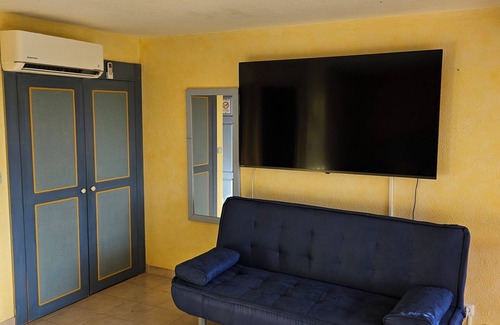 Sainte-Anne Apartment | nLarge Studio,sea view,air conditioning,beach, optional swimming pool,car rental