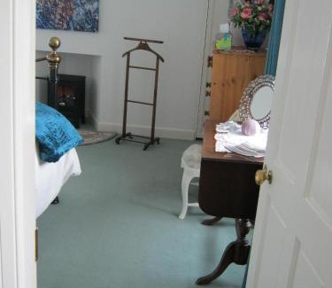 Pierowall Bed & Breakfast | No 1 Broughton Bed & Breakfast