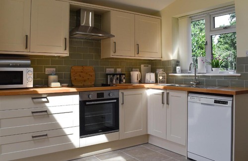 New Forest District House | No 1 Downton Cottage