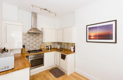 Ventnor Apartment | No. 1, Hambrough House