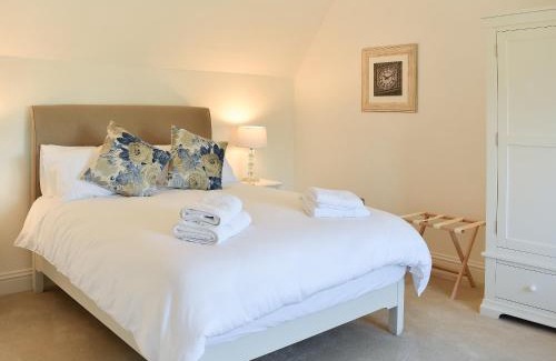 Puddletown House | No 1 The Old School