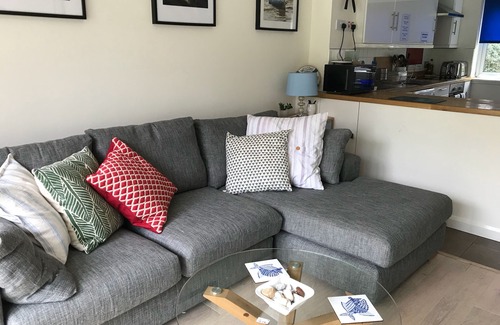 Saint Columb Major House | No.129 - 2 Bed House - Fully Equipped - Atlantic Reach
