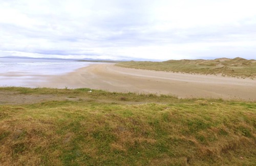 Tullaghan Cottage | NO 17 MOUNTAIN DALE, pet friendly in Bundoran, County Donegal