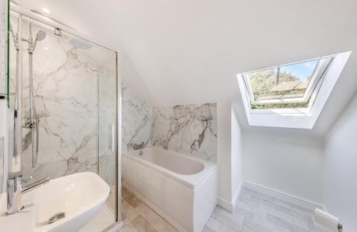 Felton House | No 2 - Chepstow - Uk47937
