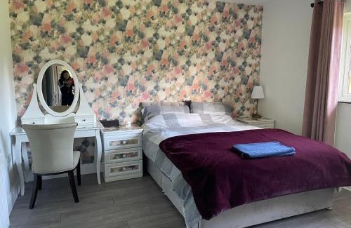 Blackrock House | No 2 Willow Lodge