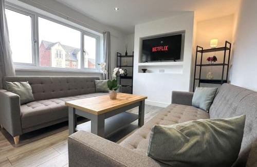 Hartlepool House | No 25 By Blue Skies Stays