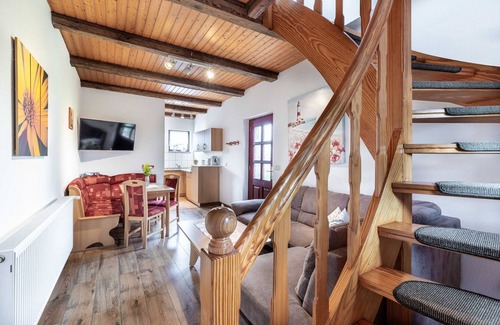 Steffenshagen Apartment | No. 3 - 2 room vacation apartment in a farmhouse with garden - Baltic Sea Farmhouse