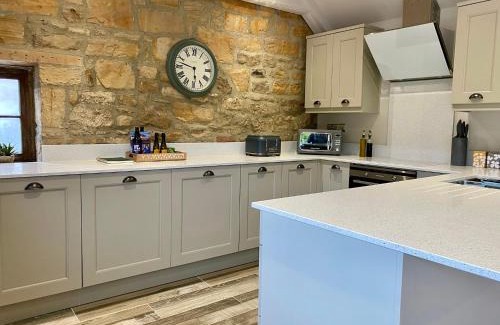 Rothbury Apartment | No. 3 Tomlinsons Apartments