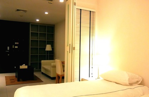 Bang Na Apartment | No.32 Twin Bed Beautiful room BTS Baring free parking