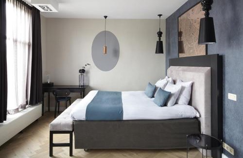 Helmersbuurt Hotel | No. 377 House