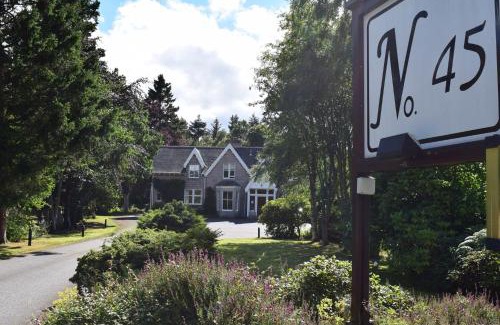 Ballater House | No 45, Ballater