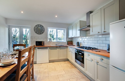 Foxley House | No.5 Hedgehog Den - Two Bedroom House, Sleeps 4