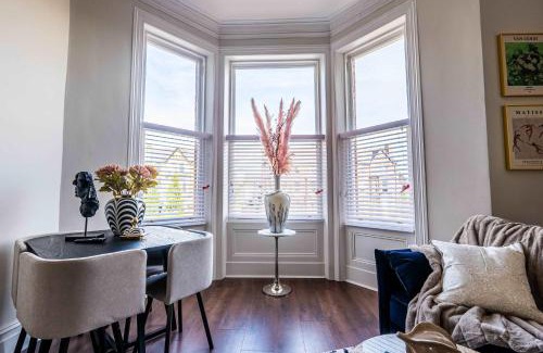 Sefton Park Apartment | No 50 - 2nd Floor Beautiful one bed apartment in Liverpool Sleeps 4