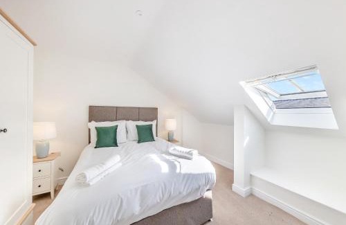 Felton House | No 8 - Goodwood - Uk47941