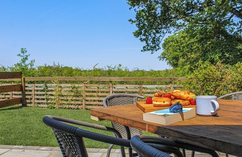 Foxley Cottage | No. 8 Mouse Hole-UK44302
