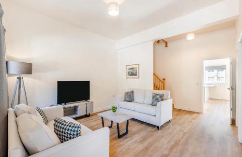 Felton House | No 9 - Haydock - Uk47938