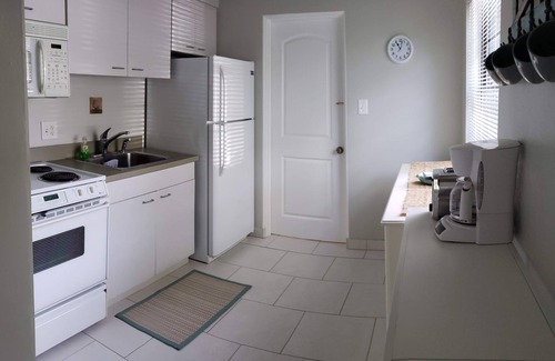 South Pinellas Community Council House | NO AVAILABILITY OCT-NOV DUE TO HURRICANEnnBright,fresh, quiet and secluded