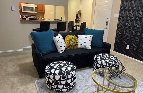 Valley Ranch Apartment | No Bad Days