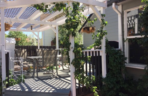 Rockrimmon House | No Cleaning Fee Beautiful Mountain Views Hiking & Biking Trails + Foosball Table
