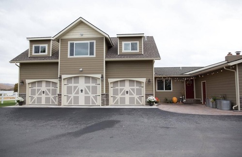 Missoula House | NO cleaning fee! Executive housing on 4.5 acres close to Missoula