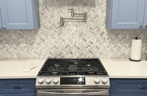 Girard Estates House | NO CLEANING FEE Newly renovated Home near Philly Sports Complex & Airport