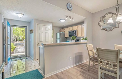 North Myrtle Beach Apartment | No Crabby Attitudes - 112 TL