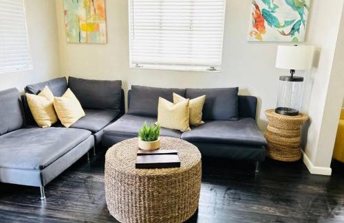 Tampa House | No Ho yellow door bungalow