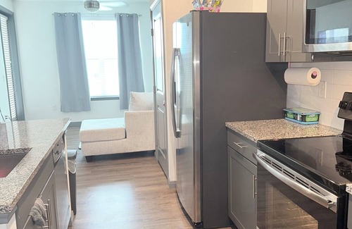 Cedar Hill Apartment | No-Judgment Zone - Relaxing Vibes & Prime Location