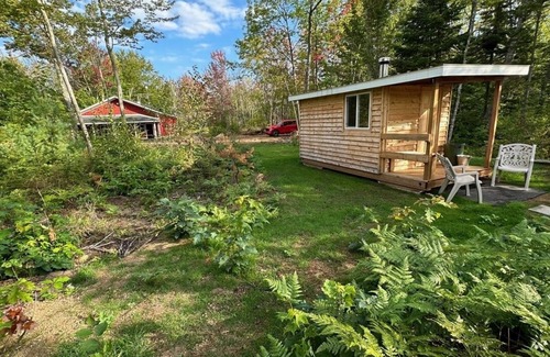 Algoma District House | No neighbors, 2 km Lake Superior and river shoreline, 1,800 sq ft house