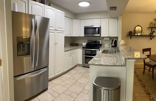 Titusville House | NO PET FEES-Titusville/Space Coast 2bed/2.5bath Townhouse w/Garden