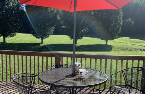 Goodlettsville House | No Place Like Holmes-renovated country, quiet charmer