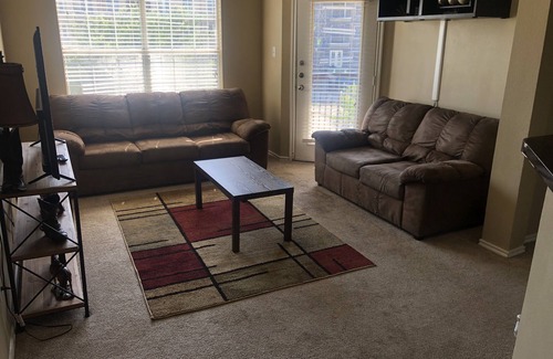 South Arlington Apartment | NO PLACE LIKE HOME!