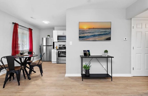 Lawrence Apartment | No Place Like Mahomes