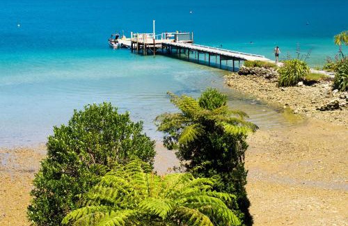 Furneaux House | No Road Inn in Endeavour Inlet, Marlborough Sounds
