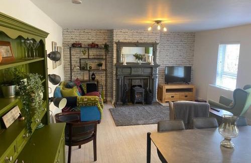 Moville Apartment | No2 at Rosebank Apartments