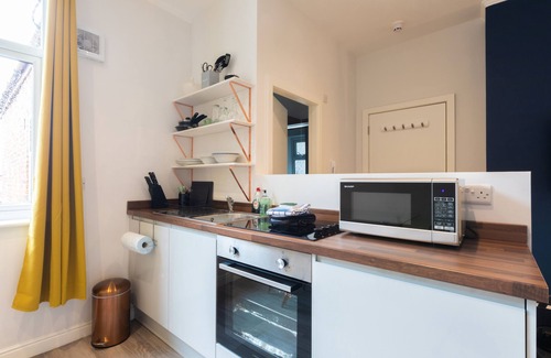 Preston Apartment | No3a Fulwood Heights - Beautiful Studio nr hosp