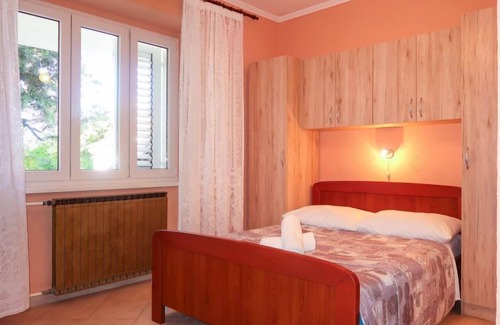 Barbat na Rabu Apartment | Noa (RAB112) by Interhome