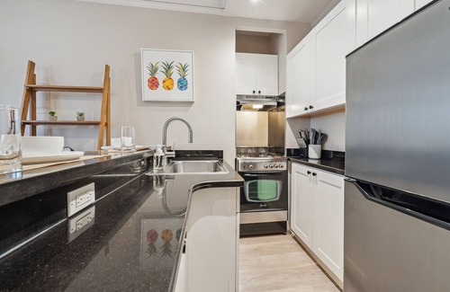 Nob Hill Apartment | Nob Hill Studio w/Office by Anyplace - 11614