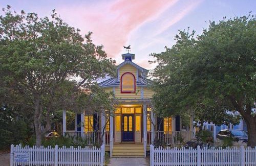 Seaside House | Nobellah's Retreat