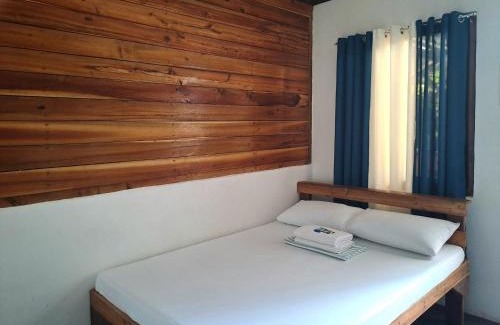 Port Barton Cabin | NoBi's Inn, Port Barton