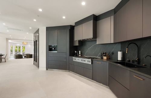 Brentwood Villa | Noble Crest