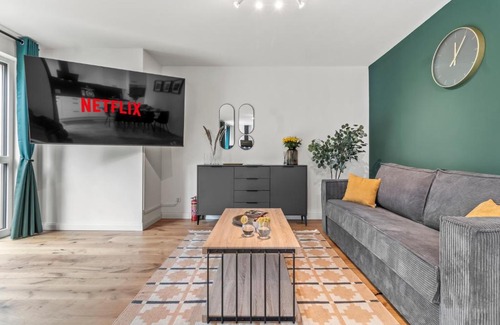 Floridsdorf Apartment | NobleNest Deluxe - Massage - Kaffee - Arbeitsplatz