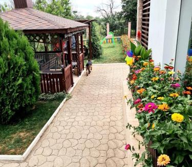 Mereni House | Nobless Villa