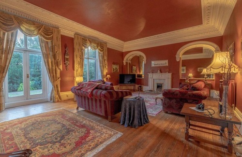 Hoylandswaine House | Noblethorpe Hall * Perfect Retreat in the Yorkshire Countryside*