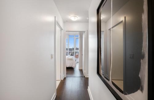 Downtown Toronto Apartment | Nobu Suites - Toronto's Entertainment District