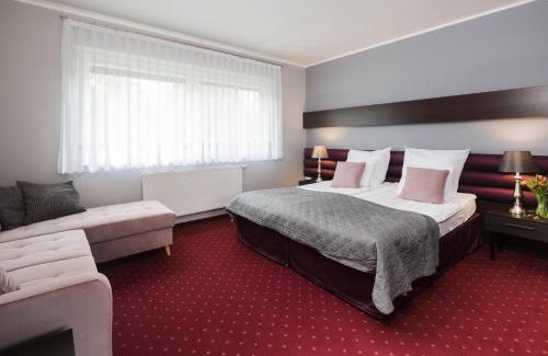 Trabki Wielkie Resort | Noce i Dnie
