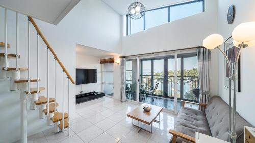 Musilmok House | Noche Del Mar Family Pension