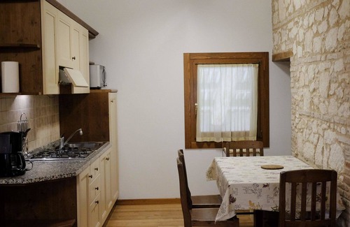 Longare Apartment | Noci apartment with two bedrooms and one bathroom on the first floor (apartment 3)