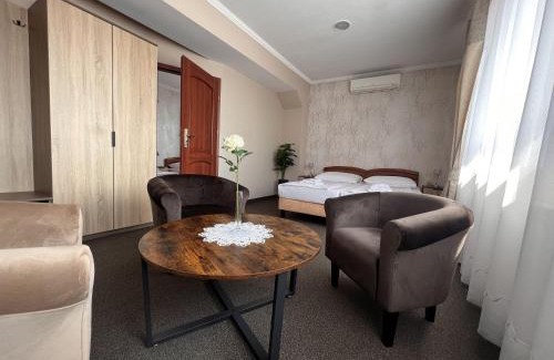 Mogilno Hotel | Noclegi-Restauracja Boss